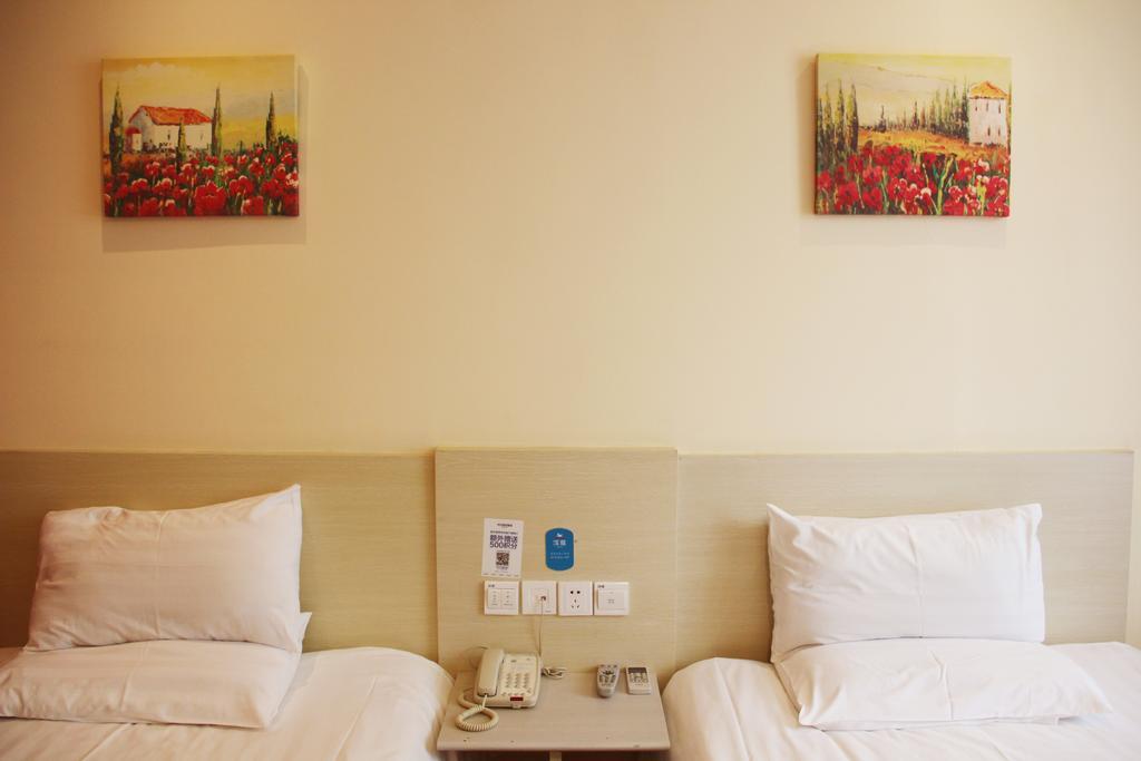 Hanting Express Qingdao South Chongqing Road Kamer foto
